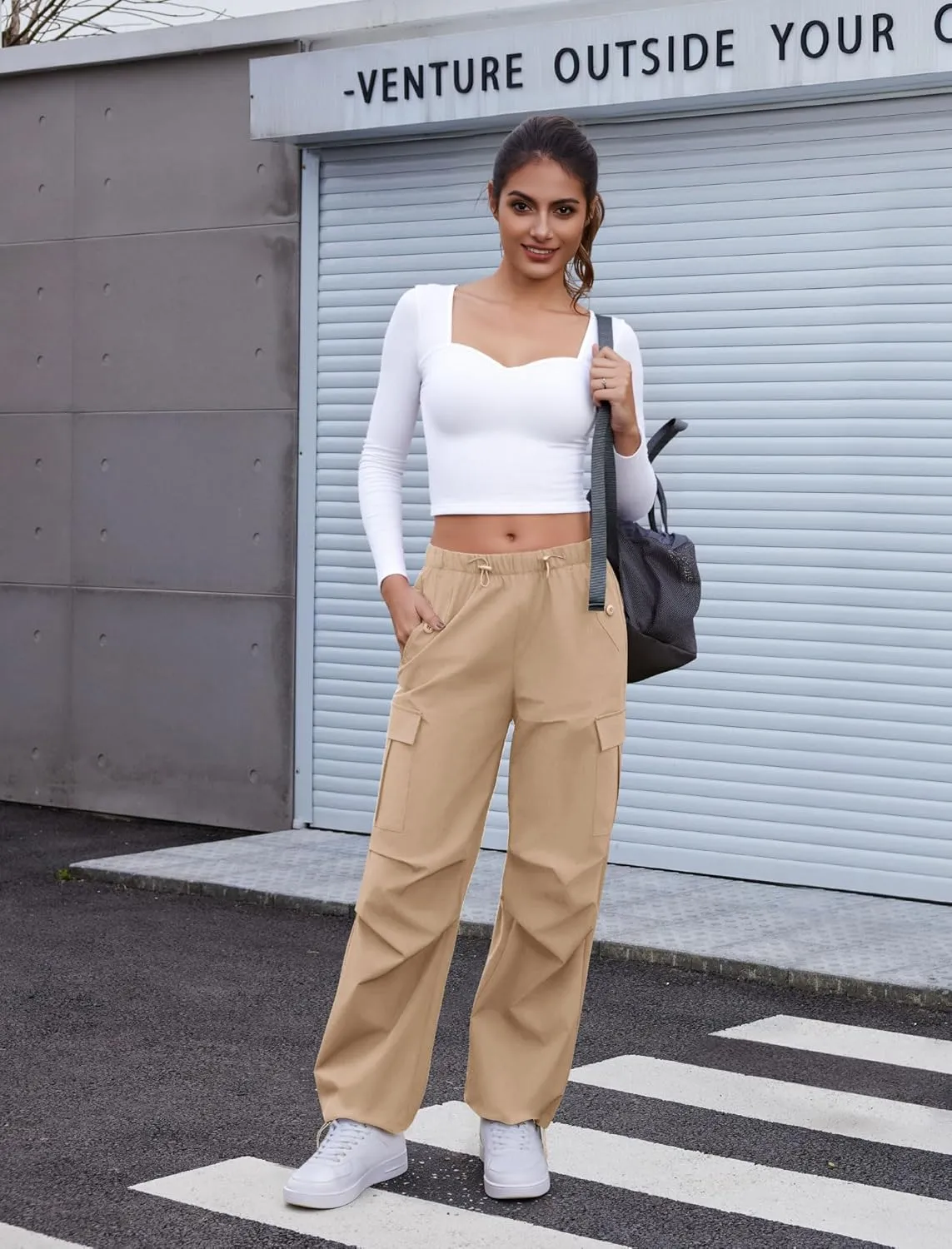 Cargo Pants Women Elastic Waisted Parachute Hiking Pants with Pockets Water-Resistant Lightweight Baggy Pants