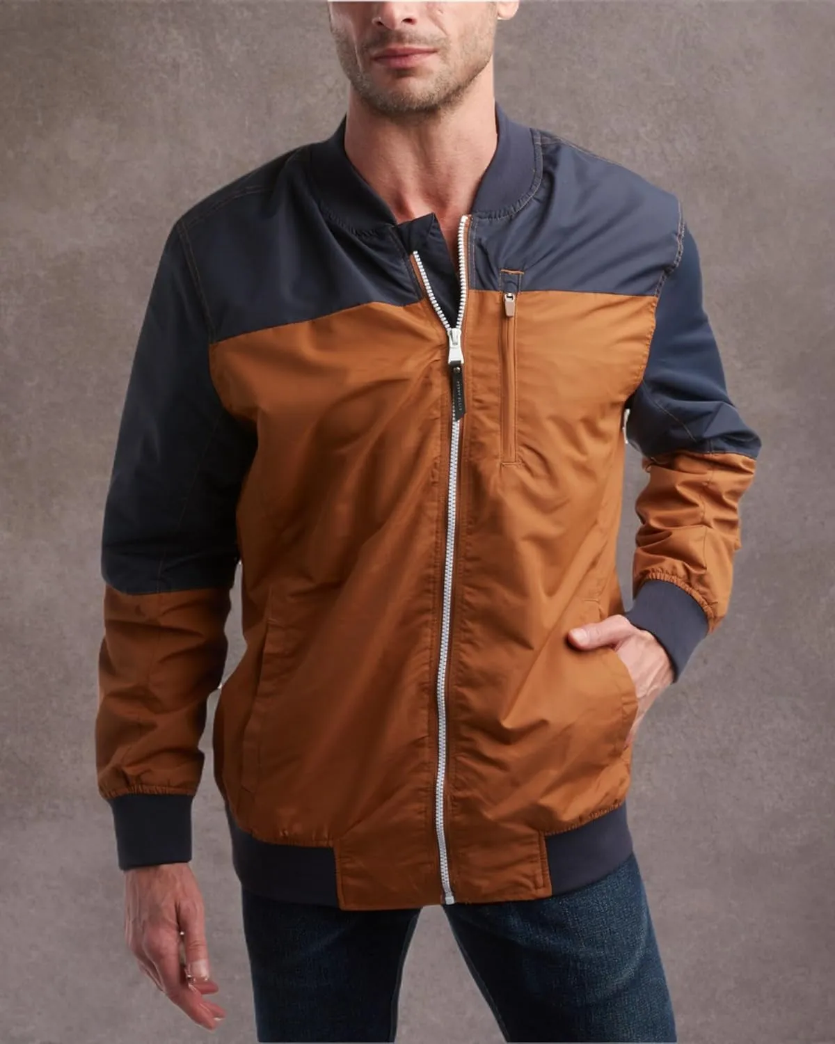 Perry Ellis Men's Jacket - Lightweight Windbreaker - Zip Spring Golf Jacket - Water Resistant Bomber Jacket for Men (S-XXL)