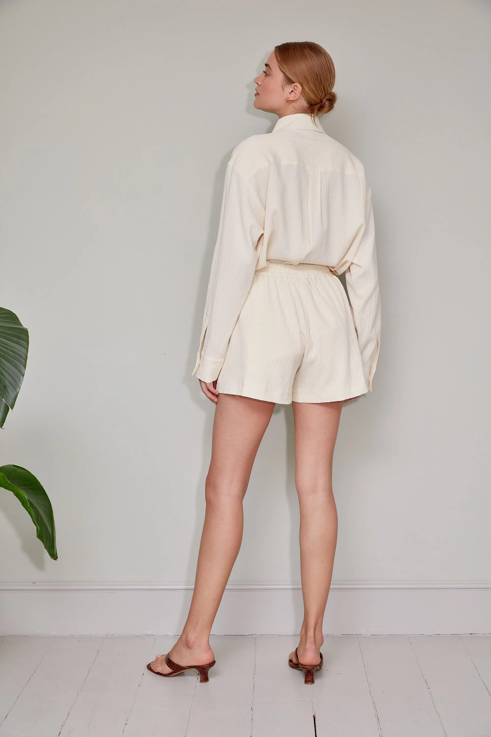 TROUINIA SHORTS