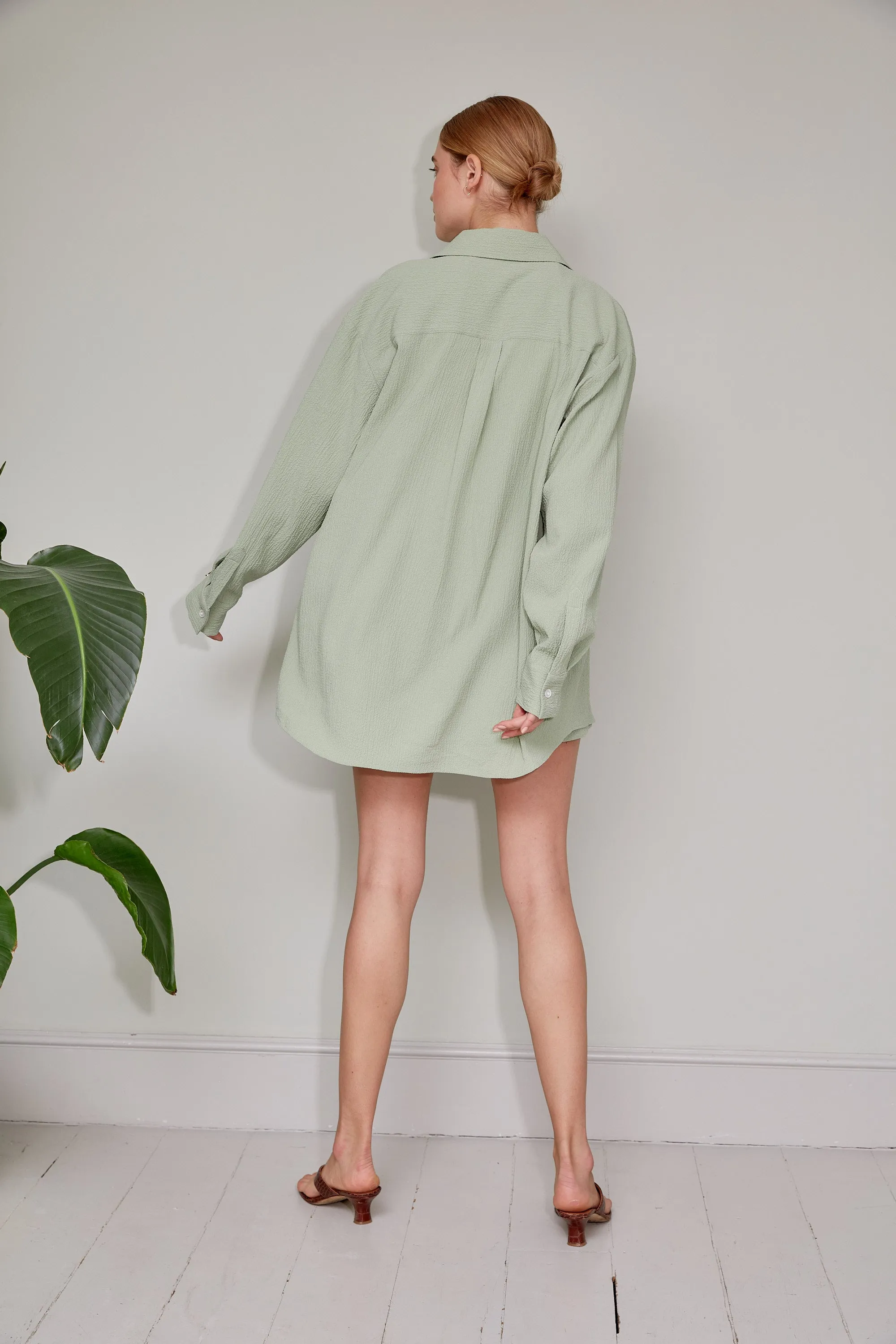 TROUINIA SHORTS